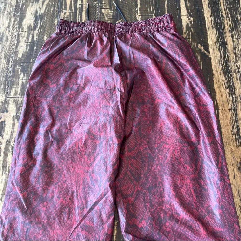 NIKE Maroon Red Snakeskin Windbreaker Pants - SMALL
